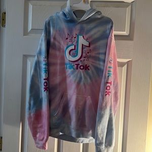 The dye tik tok hoodie